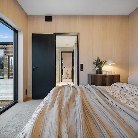 New! Lofoten House Kleppstad