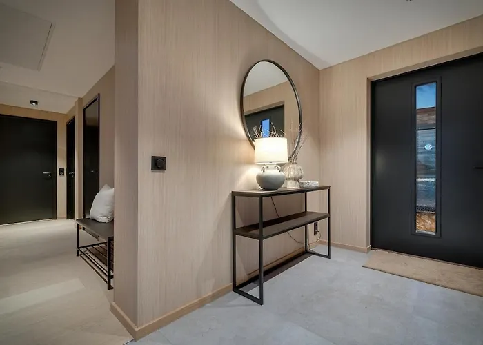 New! Lofoten House